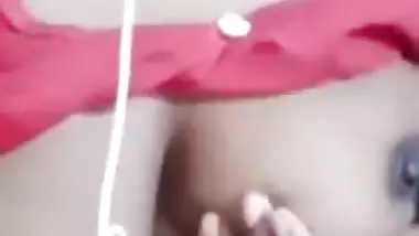 Cute Bangla Girl Showing Her Boobs And Pussy On Video Call