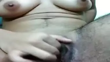 desi hot girl play with pussy
