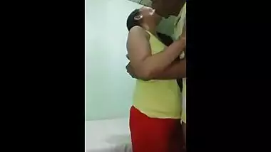 Cheating bhabhi gets fucked by her young neighbour