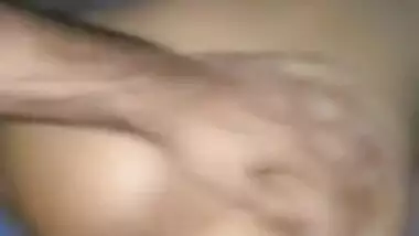 British Punjabi Sikh slut gets fucked doggy, big cumshot!