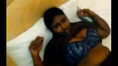 Desi big boobs bhabhi sex video with cousin