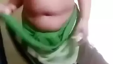 Desi Indian And Indian Bhabhi In Girl Orgasms After Masturbation