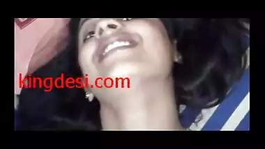 Anushya showing belly on cam in hd porn videos