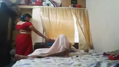 Hindi porn Husband and wife enjoying in honeymoon on their first night