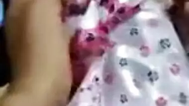 Shy Desi maid fucking MMS video