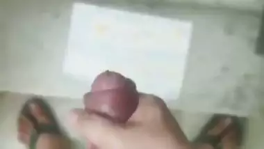 Desi masterbating