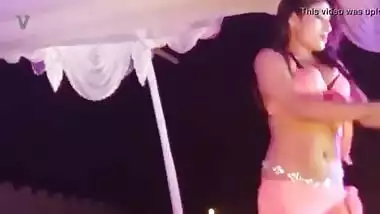 Hot Indian Girl Nude Dance