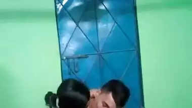 Desi village couple lagbe fucking clip