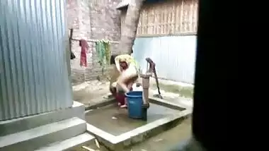 desi girl bathing outdoor for full video http://zipvale.com/FfNN