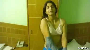 Today Exclusive-punjabi Girl Boobs Capture By Lover