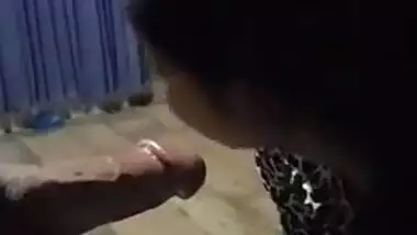 Shy BanglaDeshi Girl Blowjob