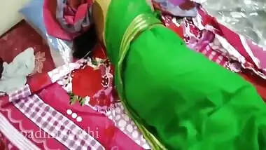 Green Saree Bhabhi
