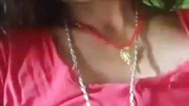 Mature bhabhi showing to lover