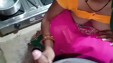 Indian Bhabhi kichen fucking with boy