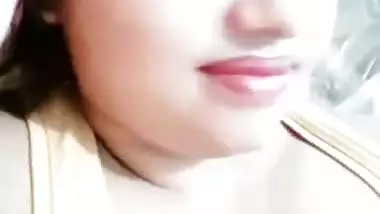 Bangladeshi sex queen nude show on Chamet live