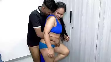 Beautiful blue saree bhabhi hardcore nude sex porn