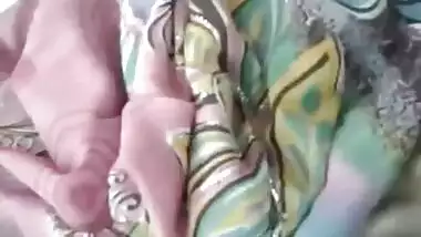 indian aunty in sari showing pussy and boobs