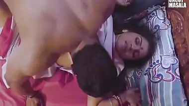 Guru Ne Kari Bhabhi Ki Chudai - Hot Indian