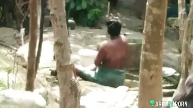 Indian busty aunty taking bath outdoor full nude, caught hidden cam