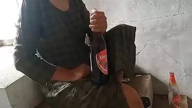 Desi Local Rendi Outdoor Drinking Beer Pissing Beer Bottle