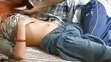 Indian saali ne jija ko ghar bulake chudai aur unke sath masti kari xxx hindi sex