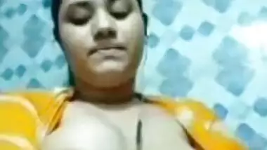 Bangladeshi Beautiful Big Boobs Girl Sexy Video