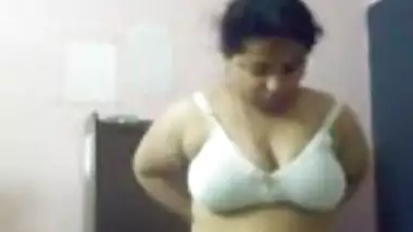 Chubby Indian girl ritika from Nagpur 