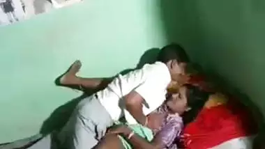 A landlord fucks his sexy tenant quickly in Telugu video sex
