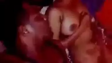 Red light inspires friend to drill Desi babe in amateur XXX porn