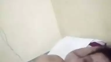 Fatty kissable MILF exposes her XXX boobies and man kisses nipples