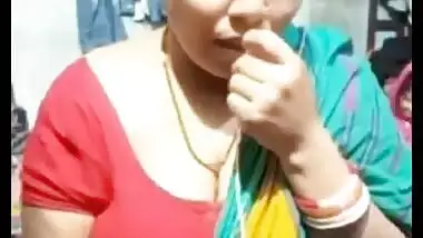 village aunty hot expose