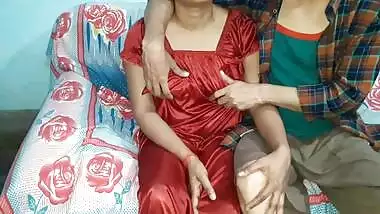 Madrasi gandi aunty ki pati ke dost se chudai ka mms tape