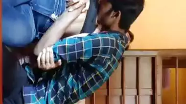 Bengali cousin sister kissing and foreplay viral sex