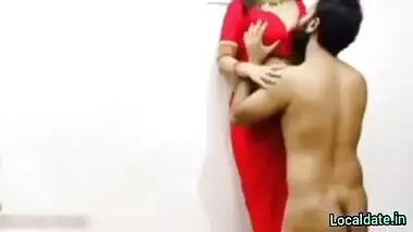 Sexy Bhabhi In Red Saree