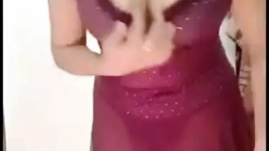 Desi wench strips when dancing at private XXX party at the hotel