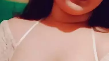 Bangladeshi doll showing her sexy boobs