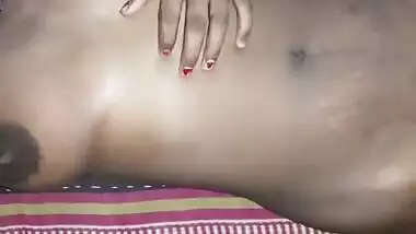 Indian Deshi Bhabhi Ki Tight Chut Ki Seel Todi