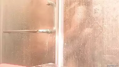 FULL shower fuck of busty bhabhi with moans