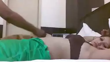 Hindi pair sex in a hotel room 1st time