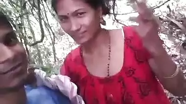 Desi Bhabhi giving handjob to Devar outdoors