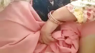 Dehati xxx bhabhi pissing viral video making