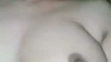 Pakistani busty lady enjoys her shohar’s dick in sex MMS