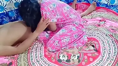 XXX video where the Desi girl fucked in doggy on a colorful blanket