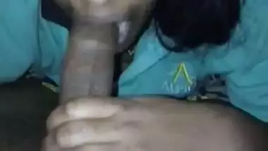 Tamil college girl sucking fat dick of BF