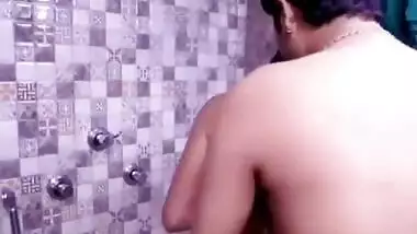 Ashwini Romance in Shower