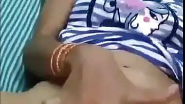 Nepali cute teen fing her pussy