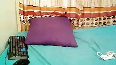 Desi Wife Nude Hot show on webcam