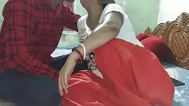 Husband’s friend fucks Salu Bhabhi