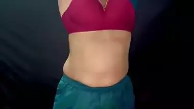 sauteli chachi ne utare kapde dikhaya choot aur boobs viral xxx mms video desi indian