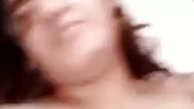 Desi aunty show boob video call 2